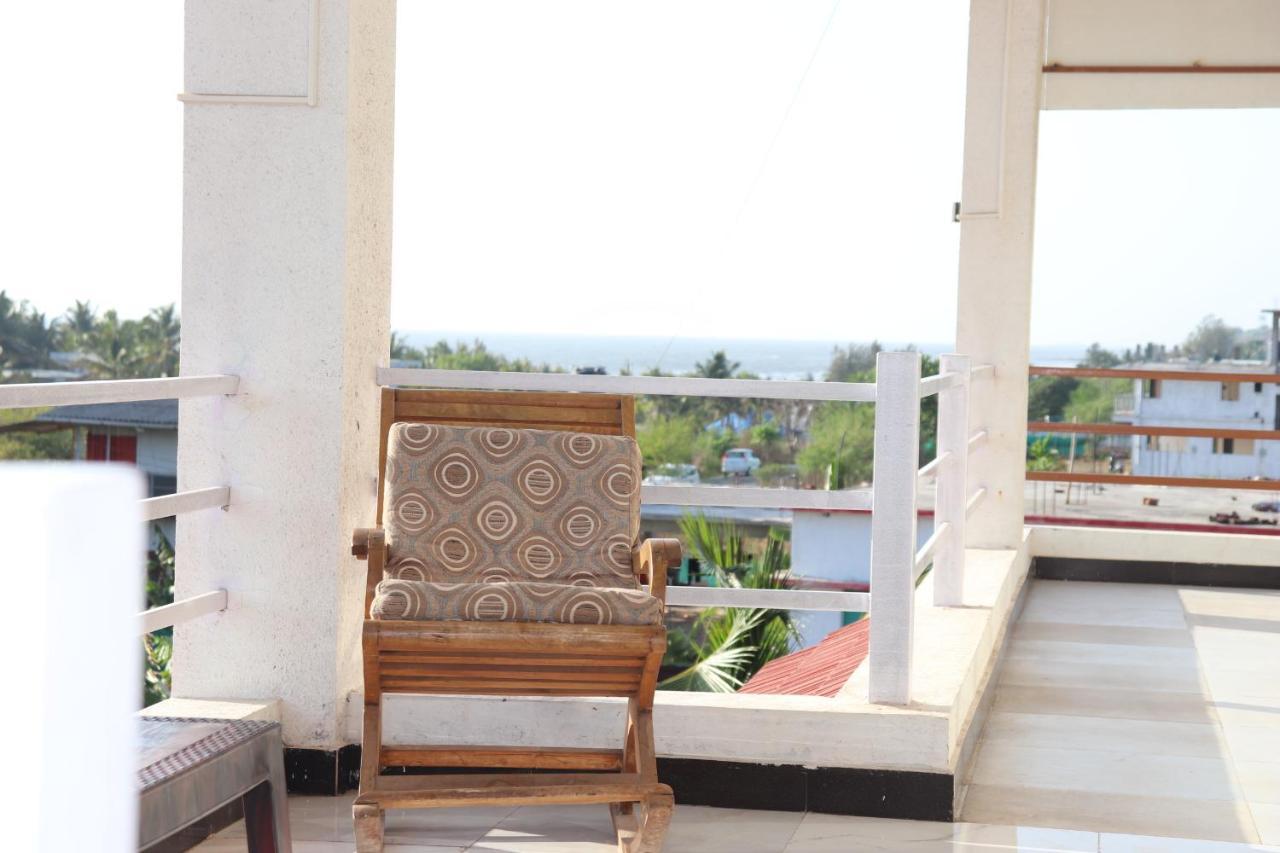 Sunshine Sea View Hotel Alībāg Exterior foto